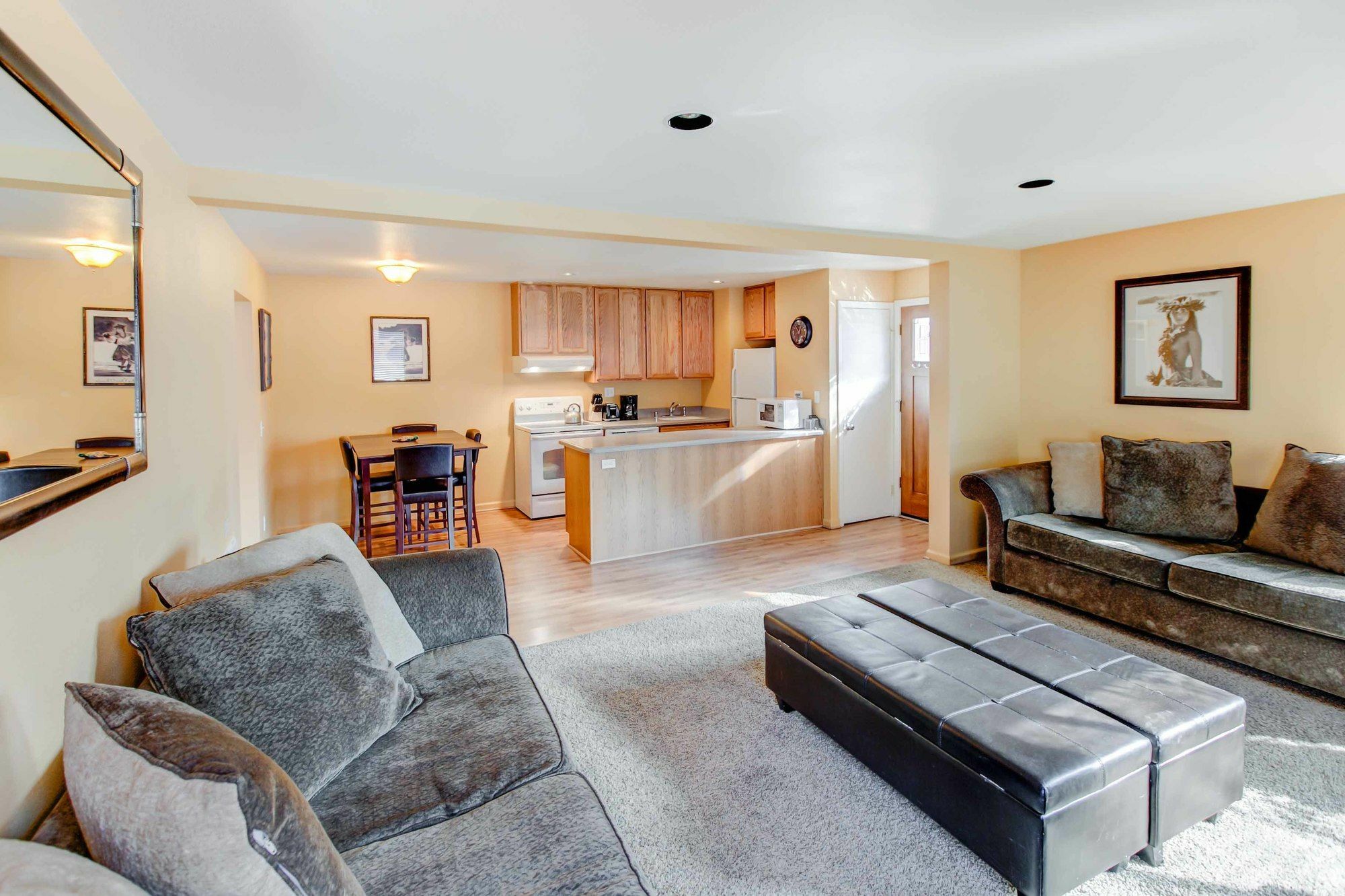 San Sierra #16 - One Bedroom Apartment